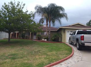 27286 Crest St, Highland, CA 92346