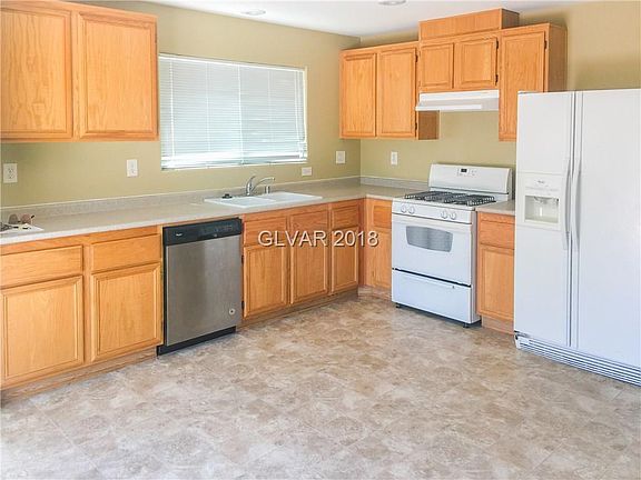 4th image of 6216 Capehart Falls St