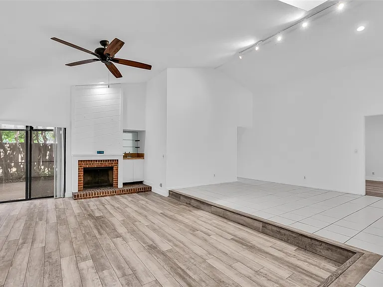7755 Kenway Pl E — Photo 3