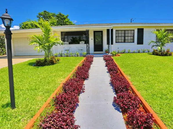 826 Cochran Dr, Lake Worth, FL 33461