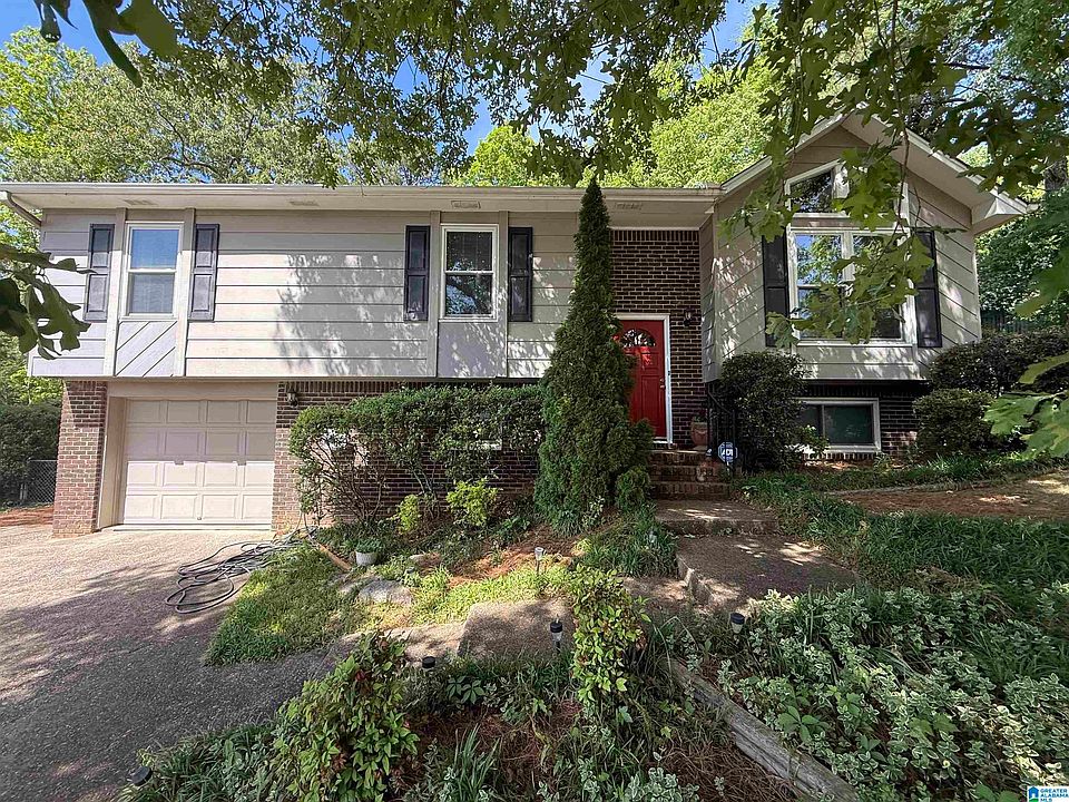 1st image of 6750 Ridgewood Dr