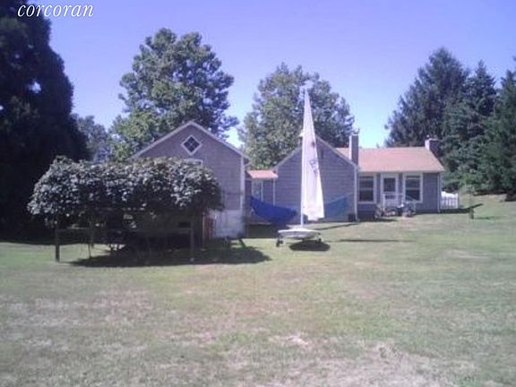 3rd image of 5 Cove Way
