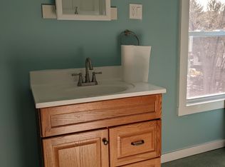 30 Irving St FLOOR 3, Bellingham, MA 02019