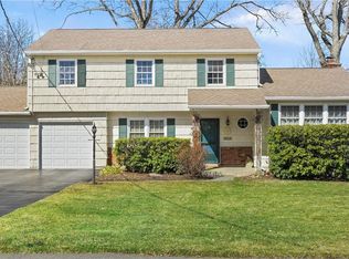 2865 Saddle Ridge Dr, Yorktown Heights, NY 10598
