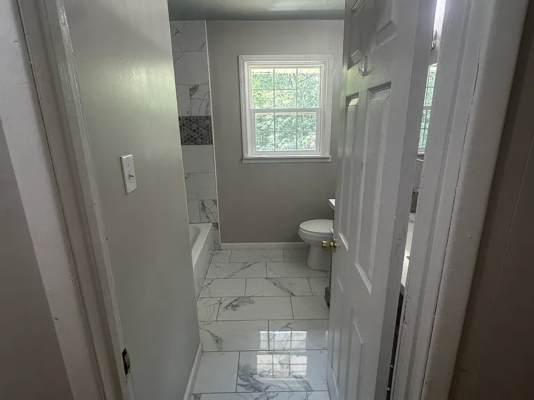 245 Springdale Hghts Rd — Photo 4