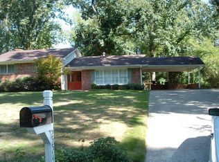 2201 Shady Dell Ln, Vestavia Hills, AL 35216