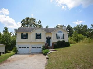 101 Slash Pine Dr, Temple, GA 30179