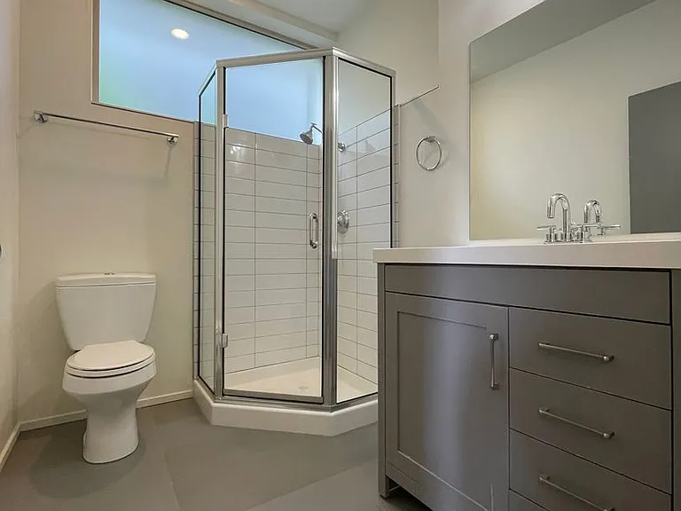 Bravo Apartments — Photo 22