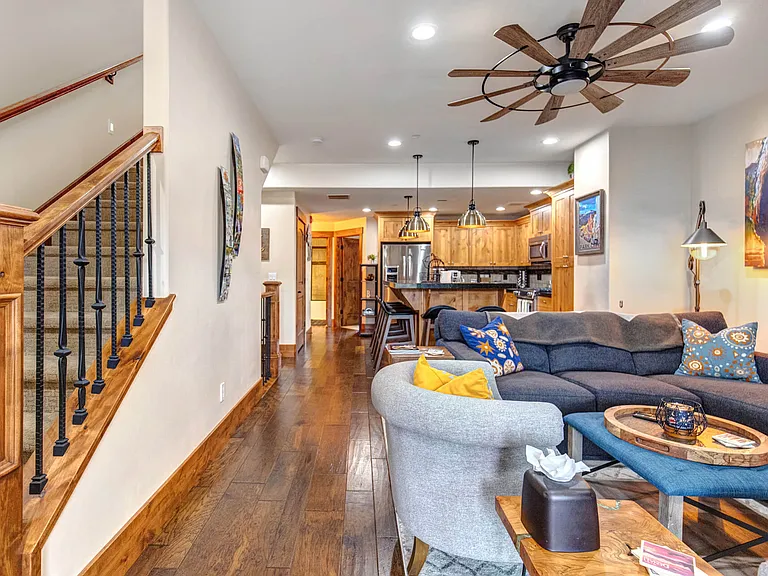 13346 N Highmark Ct — Photo 9