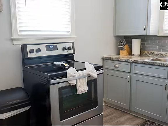 3rd image of 1507 State St