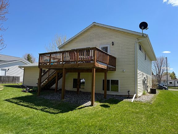 3rd image of 116 Liberty Dr NE