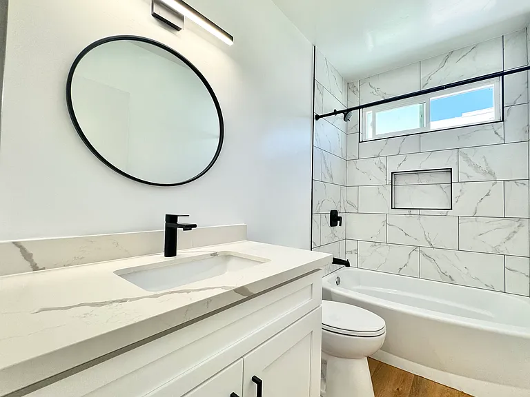 930 S Shenandoah St #8 — Photo 12