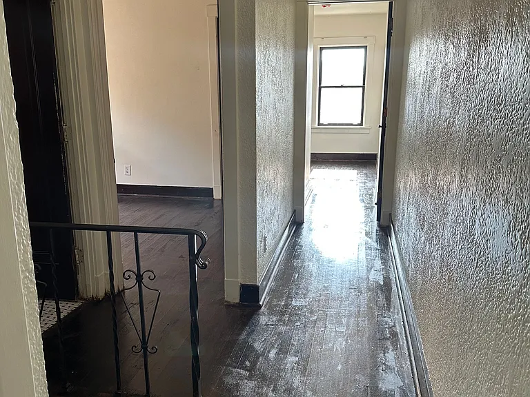 330 Lavina Ave #330 — Photo 8