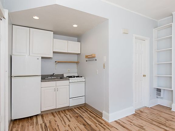 3rd image of 42 Trumbull St APT 6
