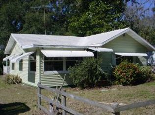 23 61st St, Yankeetown, FL 34498