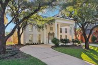 Hallmark Dr-S2711-001.jpg