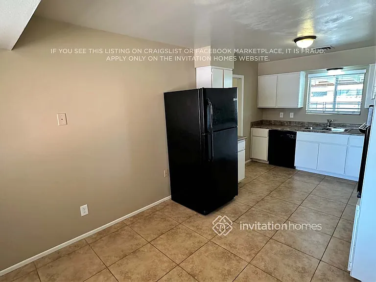 3828 W Lane Ave — Photo 7