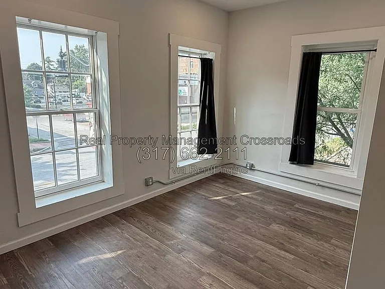 104 E Main St #203 — Photo 4