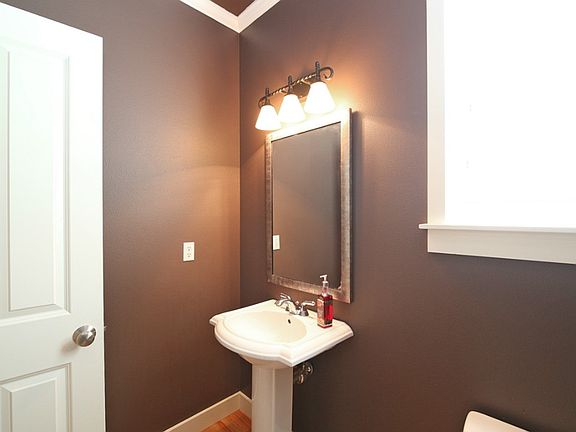 3rd image of 21424 SE 2nd St