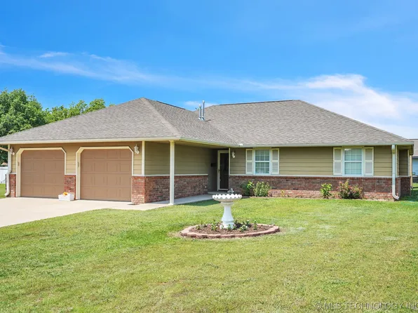 1329 Damon Dr, Pryor, OK 74361