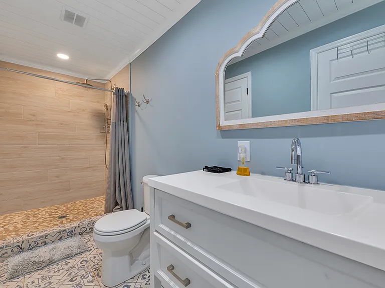 117 Summer Breeze Ln — Photo 33