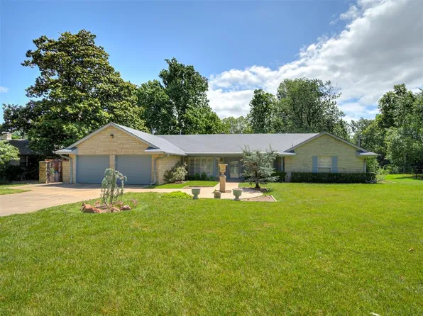 2513 S Berry Rd, Norman, OK 73072