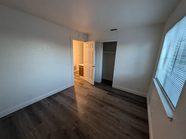 6446 46th St APT 7, Sacramento, CA 95823
