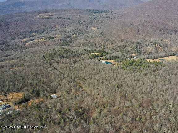 5th image of 256 Macdaniel Road