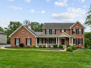 16470 Wilson Farm Dr, Chesterfield, MO 63005