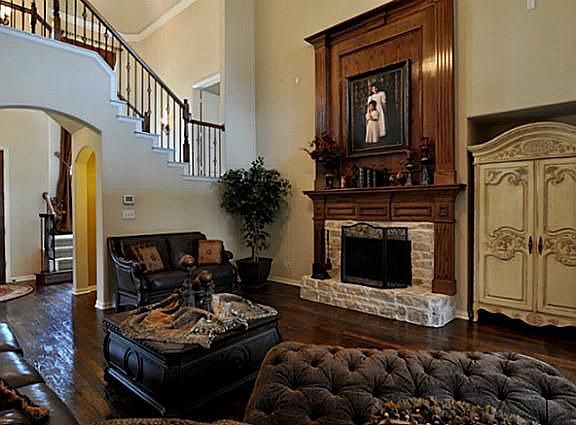 5th image of 2809 Enclave Dr