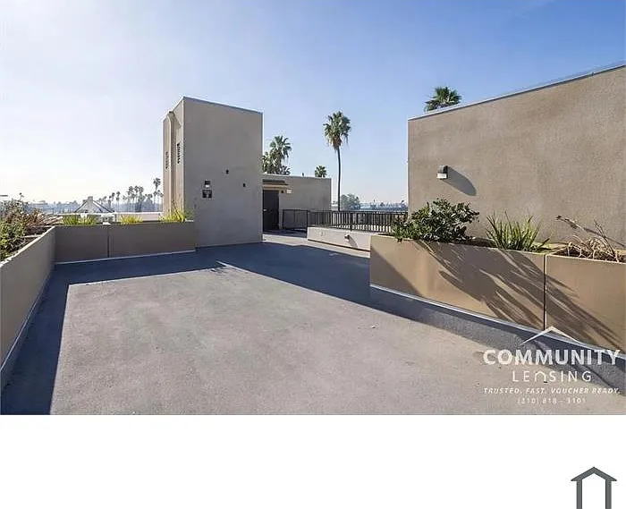 7452 Avalon Blvd #413 — Photo 8