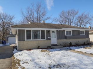 3822 Spruce St, Racine, WI 53403