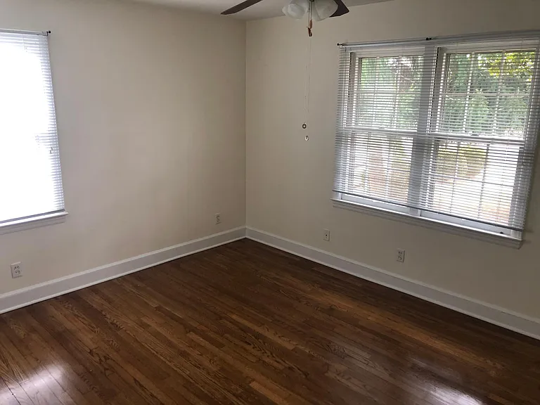 1012 Onslow Dr — Photo 7