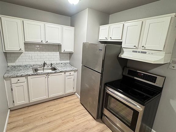 2nd image of 5630 Pardee Ave APT 2