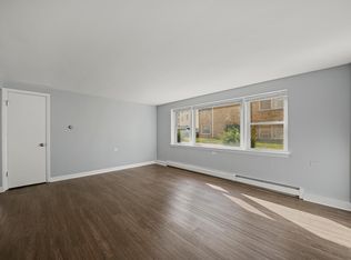 7142 Riverside Dr #2, Berwyn, IL 60402