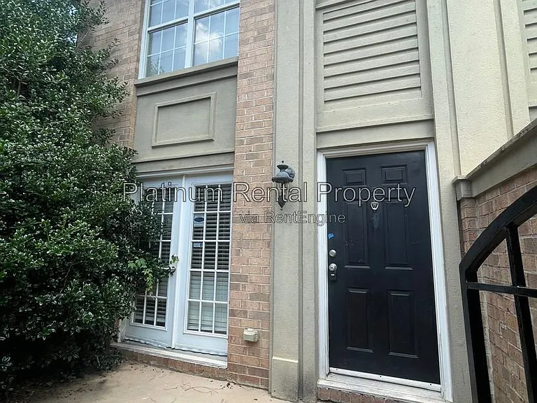 6980 Roswell Rd NE #L5 — Photo 18