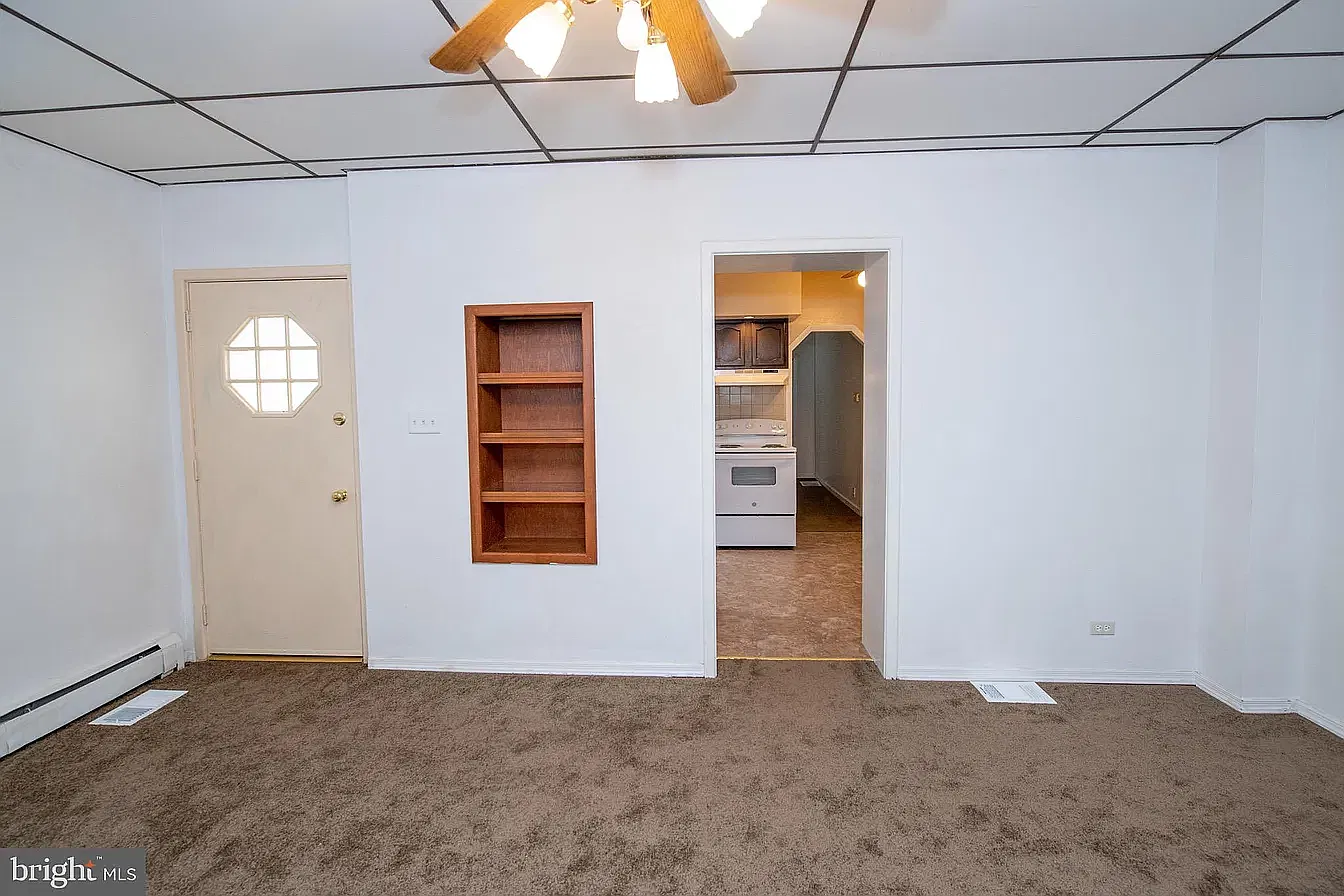 1 bed, 800 sqft, $1,380 — Photo 4