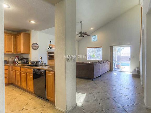 2nd image of 3719 Canary Creek Ave