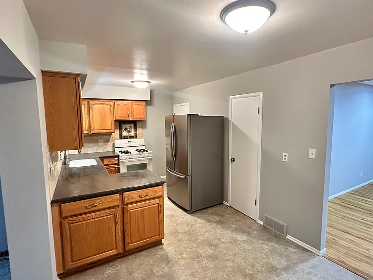 14430 Park St — Photo 3