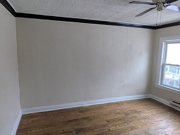 4th image of 1890 Marloes Ave #26