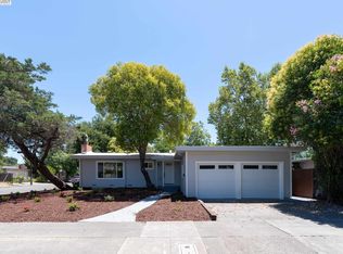 1116 Vallejo St, Santa Rosa, CA 95404