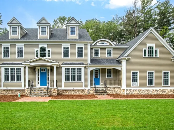 262 Meadowbrook Rd, Dedham, MA 02026