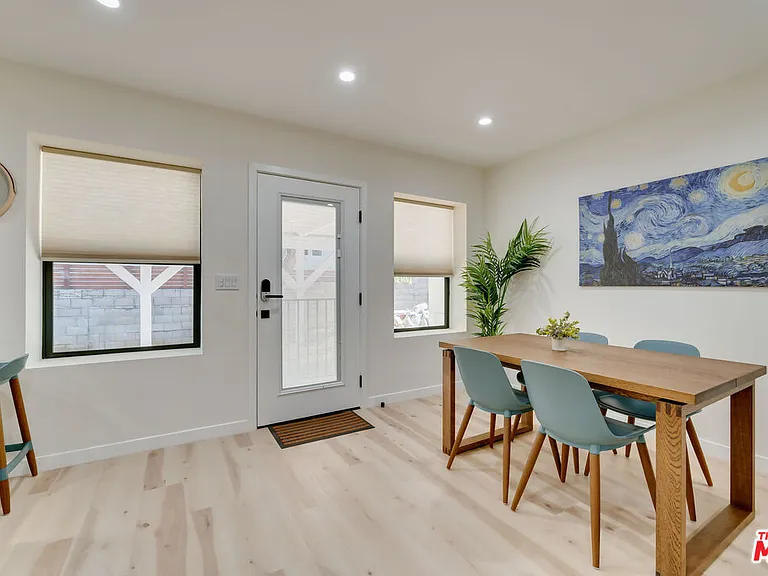 918 N San Vicente Blvd #C — Photo 5