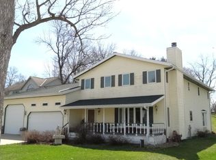 26715 Denoon Rd, Wind Lake, WI 53185