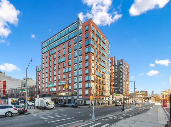 8 Vanderbilt Avenue image 1 of 16