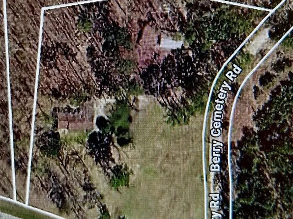 75 Berry Cemetery Rd, Red Bay, AL 35582