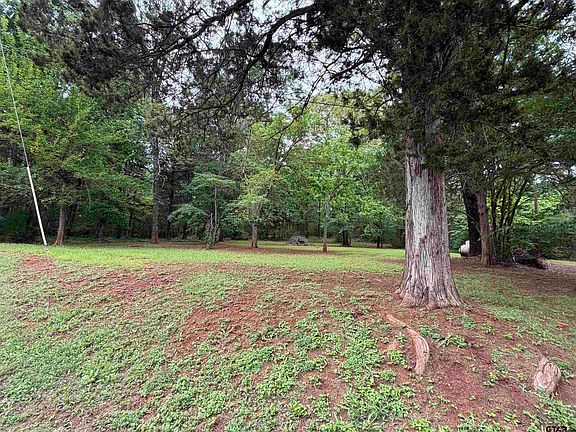 2nd image of 450 County Road 1609