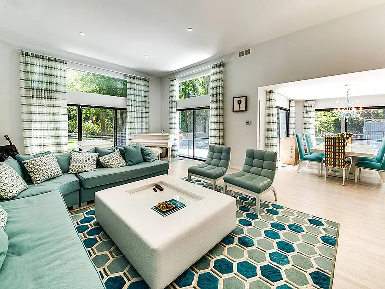 11 Glen Oak Ct — Photo 4