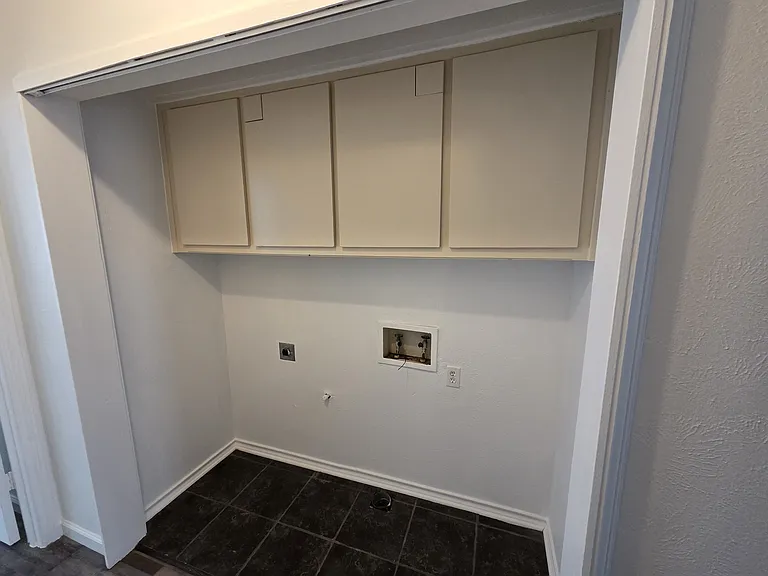 303 Shoreview Dr — Photo 8