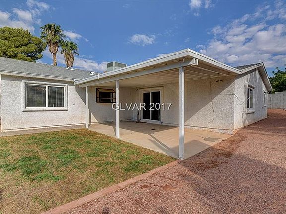 4th image of 1311 Esther Dr